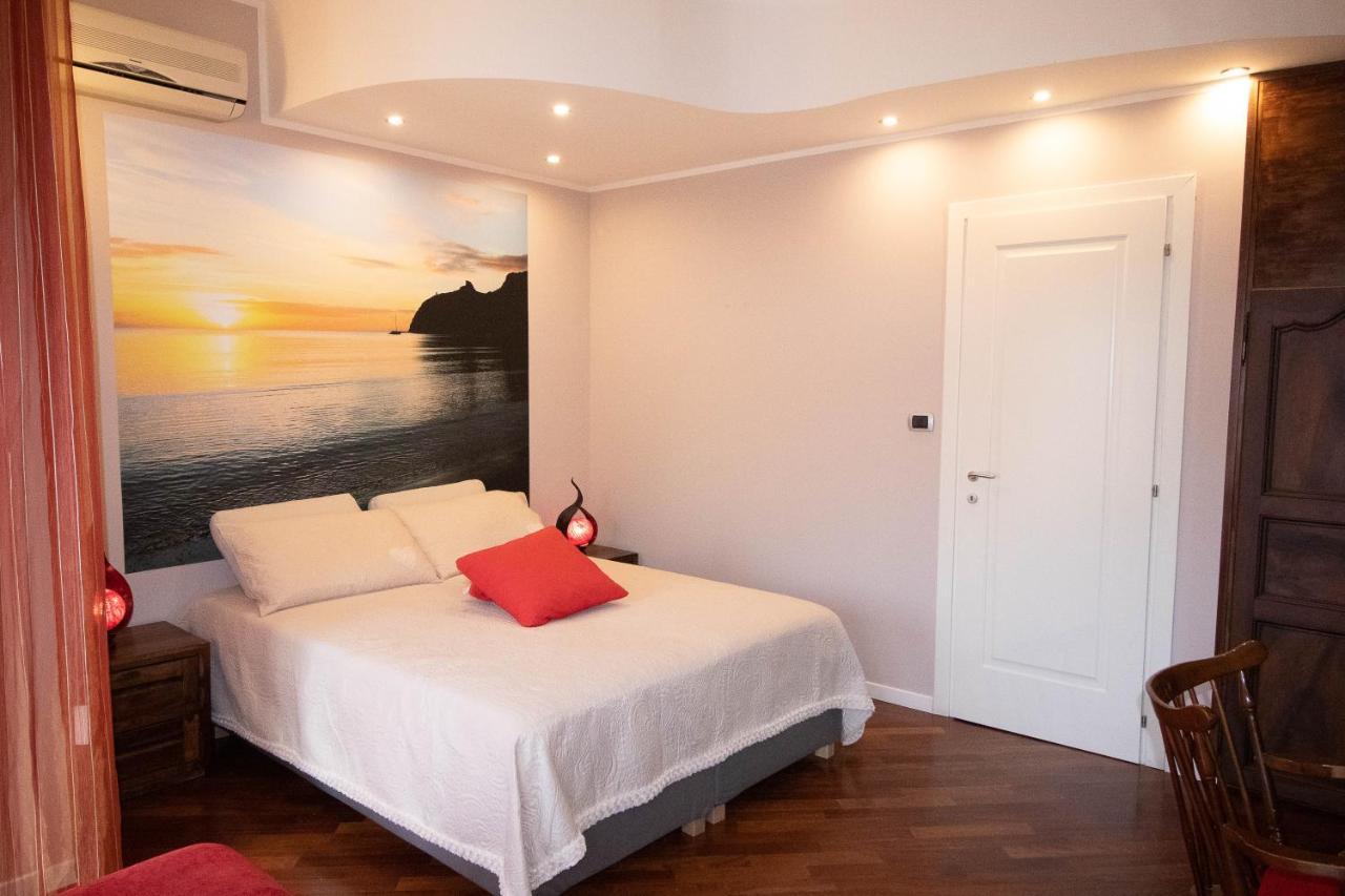 La Casa Di Adele Alojamento de Acomodação e Pequeno-almoço Cagliari